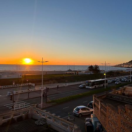 Le Petit Nid Perche Sous Les Toits, Vue Mer Le Havre Ngoại thất bức ảnh